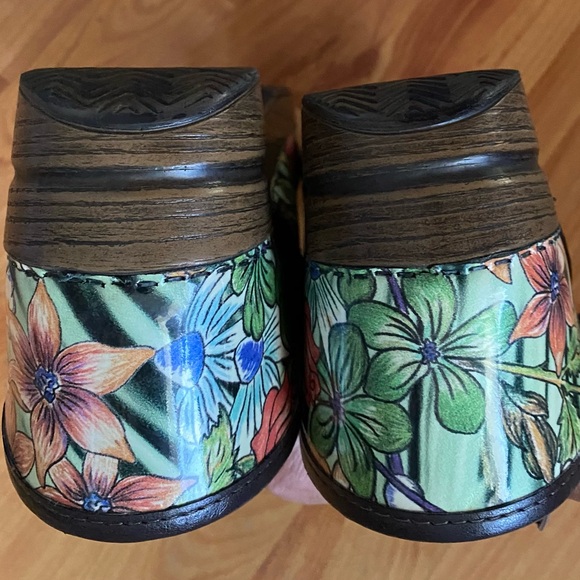 Dansko Limited Edition Tiger Lily Professional Patent Clog 40 - Picture 5 of 8